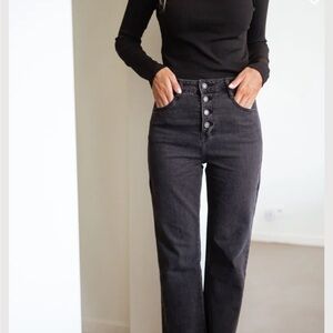 Classic Black High-Waisted Women's Jeans